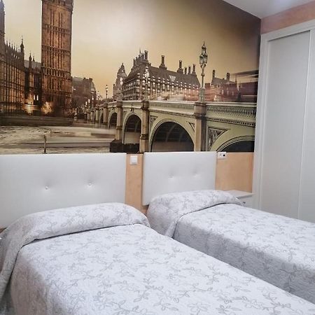 Hostal Restaurante Casa Isabel Gamonal Zewnętrze zdjęcie